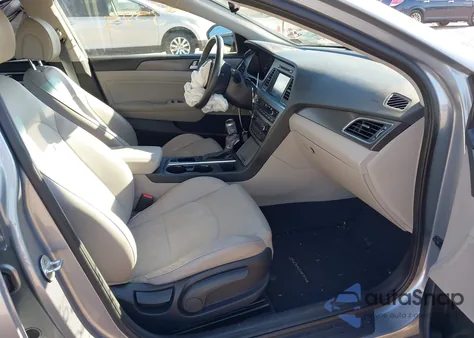 2016 Hyundai Sonata Sport z USA, uszkodzony, nr VIN 5NPE34AF8GH357060